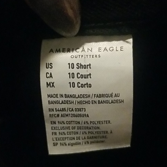 American Eagle Destroyed Mom Jeans - Picture 7 of 7